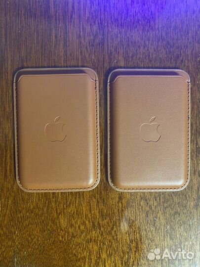 Картхолдер apple