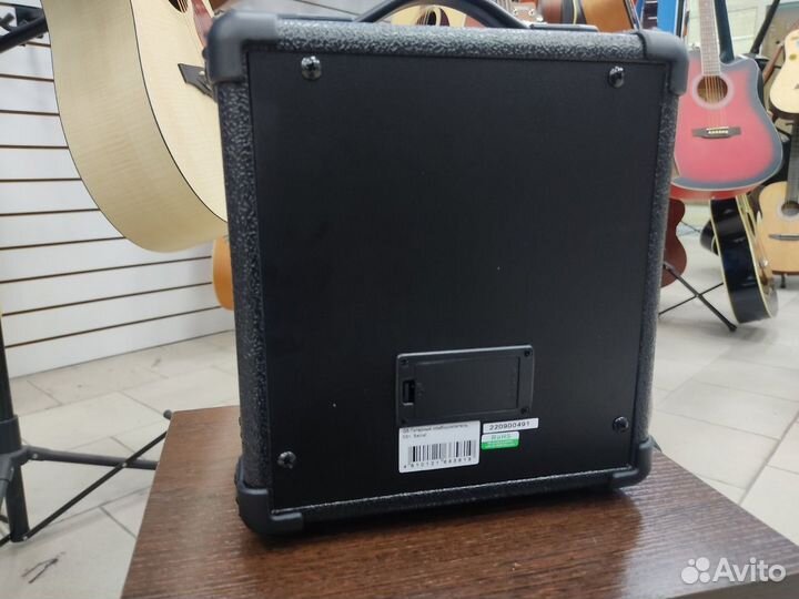 Комбоусилитель новый