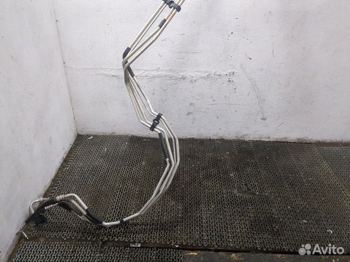 Трубка кондиционера Chevrolet Traverse, 2018