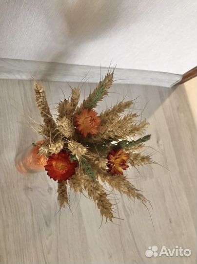 Букет из колосков в вазе