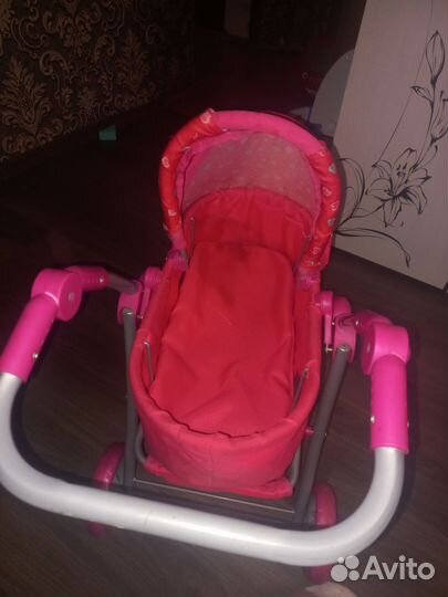 Коляска кукольная