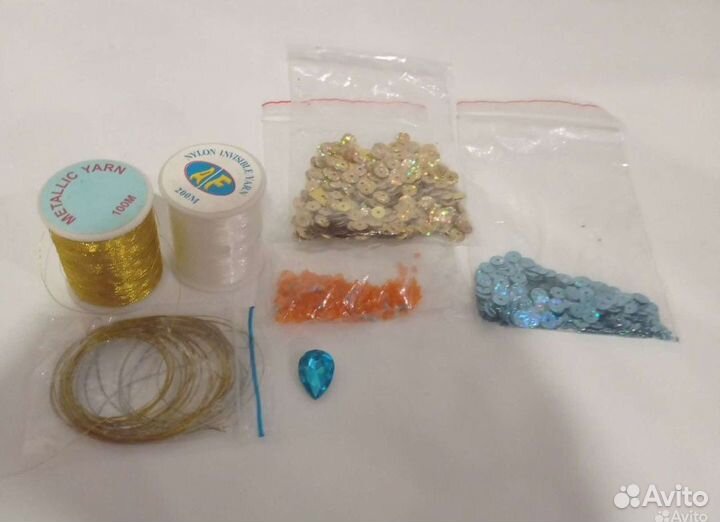 Бисер, леска, пайетки для рукоделия