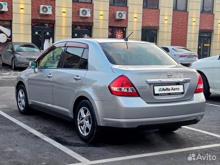 Nissan Tiida 1.5 AT, 2005, 285 000 км