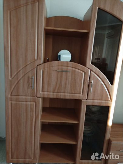 Стенка в гостиную бу