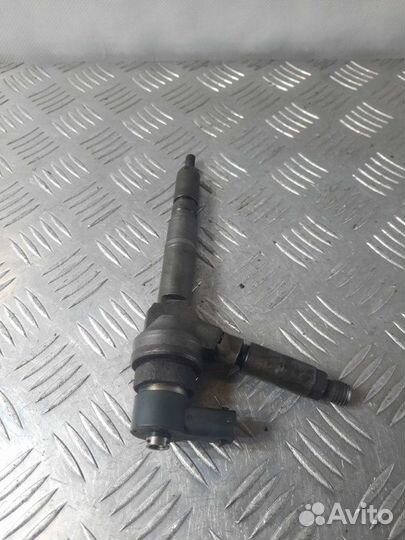 Форсунка Opel Astra H 1.7 Z17DTH 2006