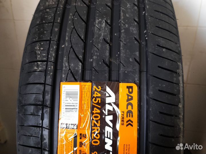 Pace Alventi 245/40 R20