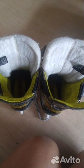 Профессиональные хоккейные коньки bauer детские