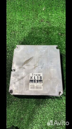 Блок управления двигателем Mazda Millenia