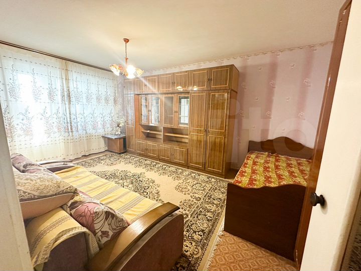 1-к. квартира, 37 м², 1/9 эт.