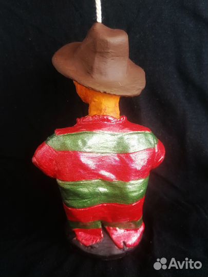 Свеча восковая 