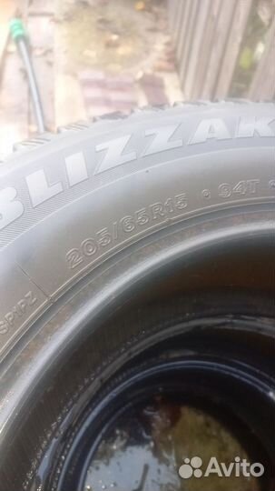 Bridgestone Blizzak Ice 205/65 R15