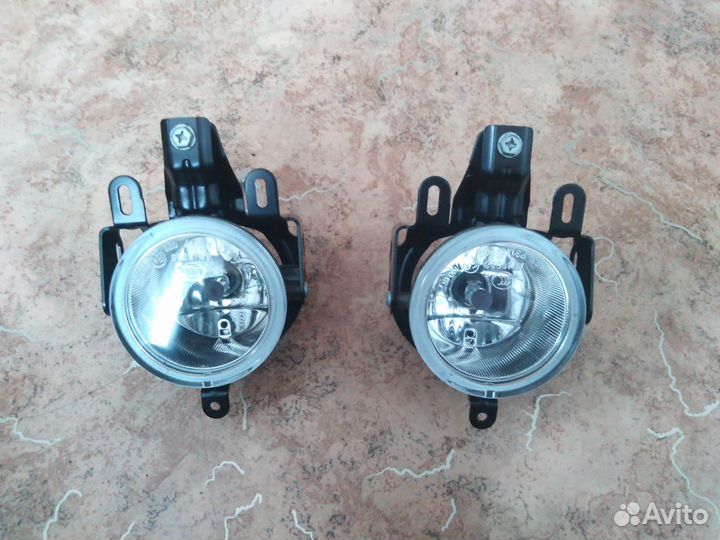 Противотуманные фары mitsubihi padjero V73W, V75W