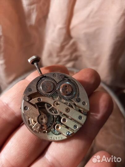 Механизм от старинных карманных часов