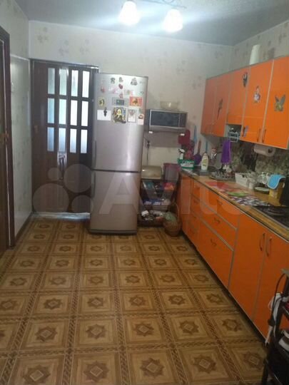 2-к. квартира, 40 м², 1/4 эт.