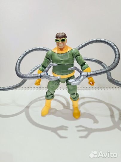 Marvel legends доктор осьминог/dock ock
