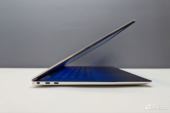 Ноутбук Dell XPS 15 9500 (i9/64/1024)