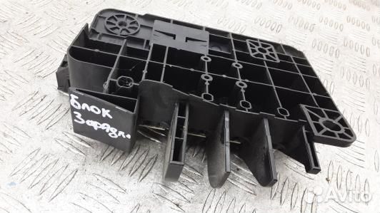 Блок бортовой сети (блок управления BCM) hyundai g