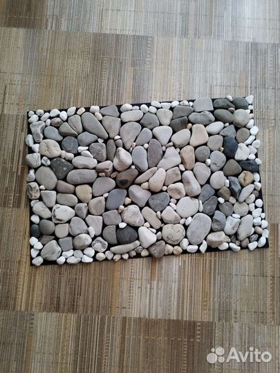 Массажный коврик из гальки