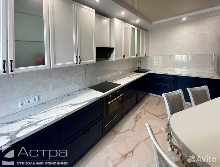 Скинали – фартук стеклянный