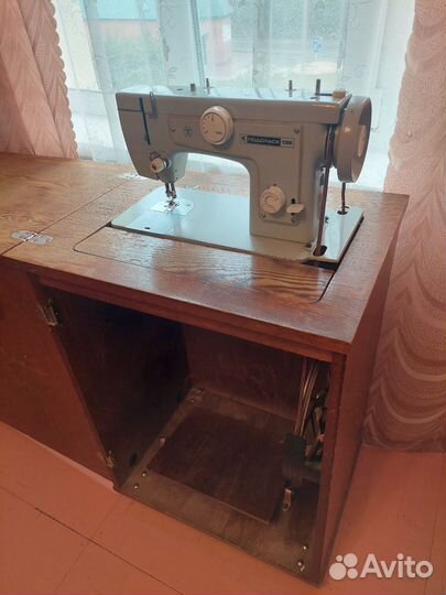 Швейная машина бу