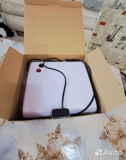 Уф лампа для ногтей