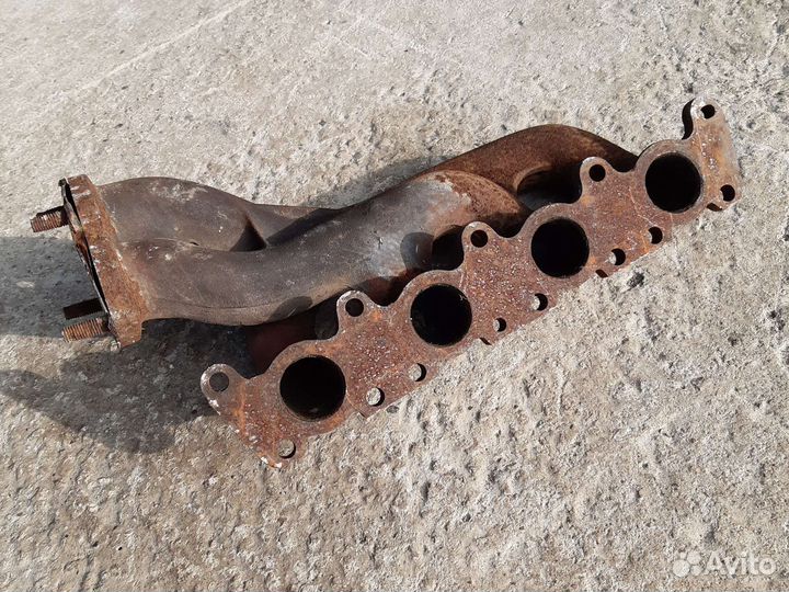 Коллектор выпускной 058253033A Audi A4 B5