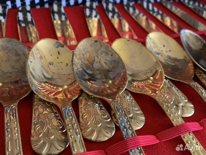 Винтажный столовый набор