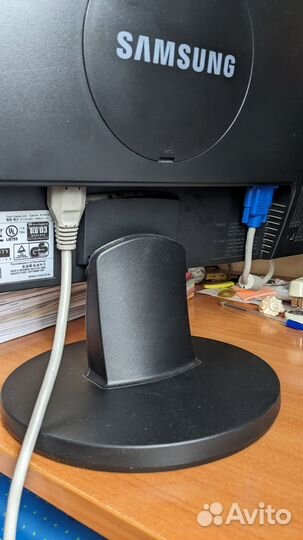 Монитор Samsung SyncMaster 2043nw