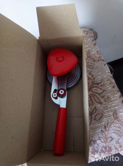 Закаточная машинка новая