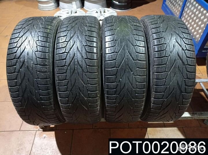 Nokian Tyres Hakkapeliitta R2 235/65 R17 100M