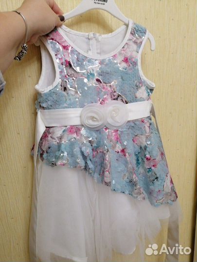 Платье нарядное, праздничное 3-4 98-104