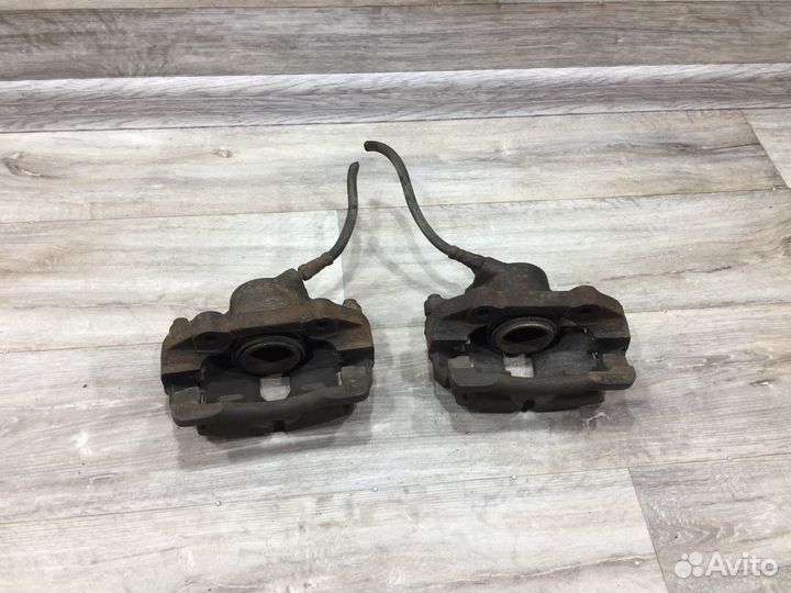 Суппорт передний левый правый Amulet A15 / Амулет