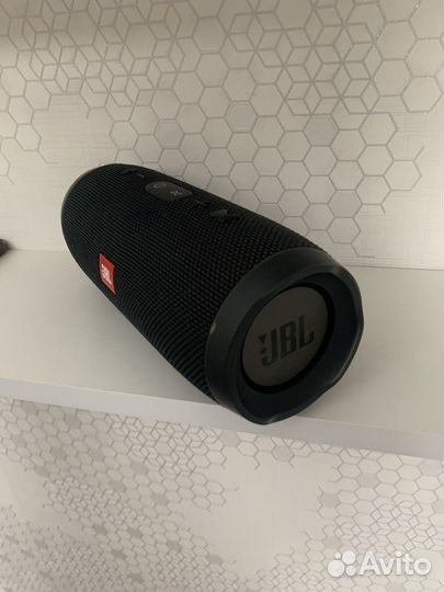 Колонка jbl charge 3