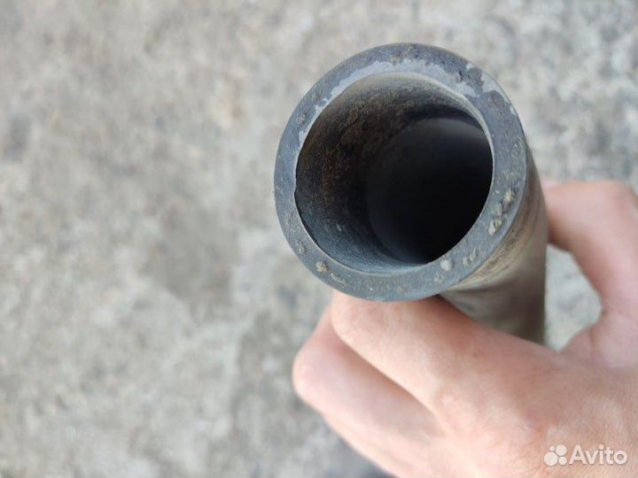 Патрубок радиатора Audi 100 седан 2.3 AAR 1992