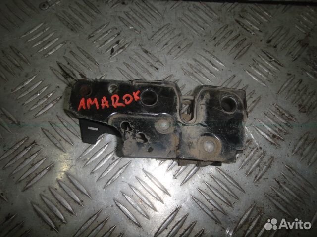 Замок капота Octavia A5 (04-13) /Amarok (10-16) б/у (арт. 1Z0823509E)
