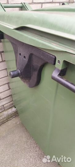 Мусорный контейнер бак пластик