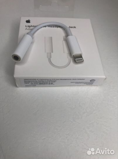 Переходник для iPhone lightning 3.5мм адаптер