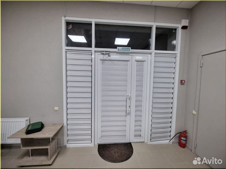 Рулонные шторы/Жалюзи