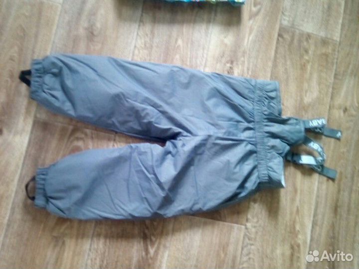 Костюм демисезонный продам