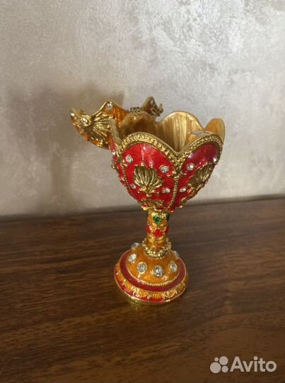 Яйцо сувенирное