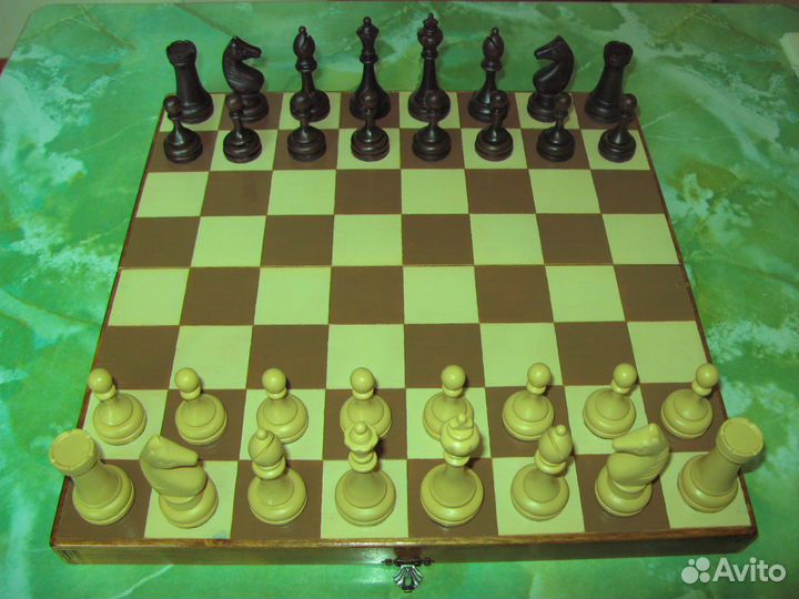Шахматы деревянные