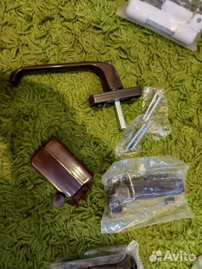 Оконная фурнитура