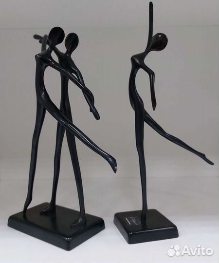 Бронзовая статуэтка Bodrul Khaligue