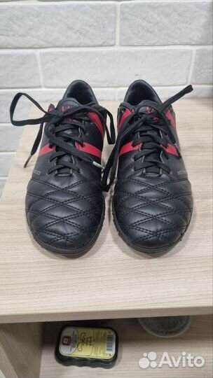 Бутсы сороконожки 34 размер