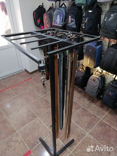 Вешалка для ремней