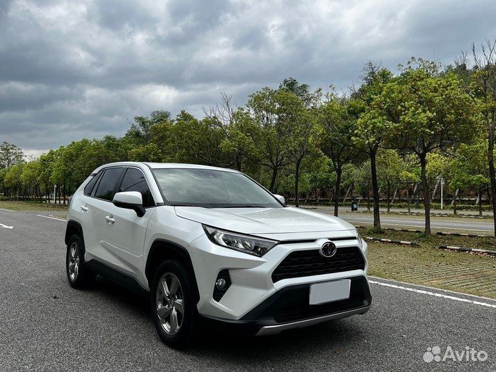 Toyota RAV4 2.0 CVT, 2020, 50 000 км