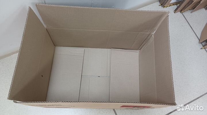 Коробки картонные б/у