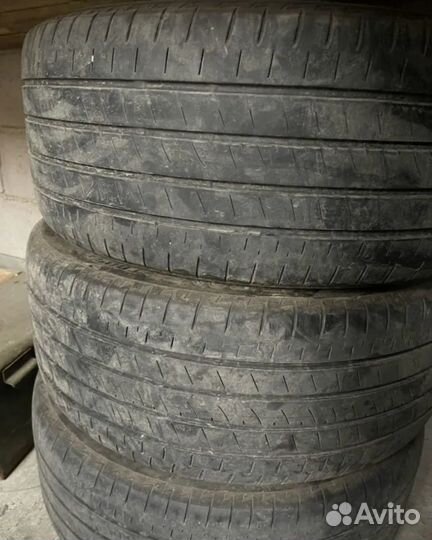 Bridgestone Turanza T005 235/45 R18