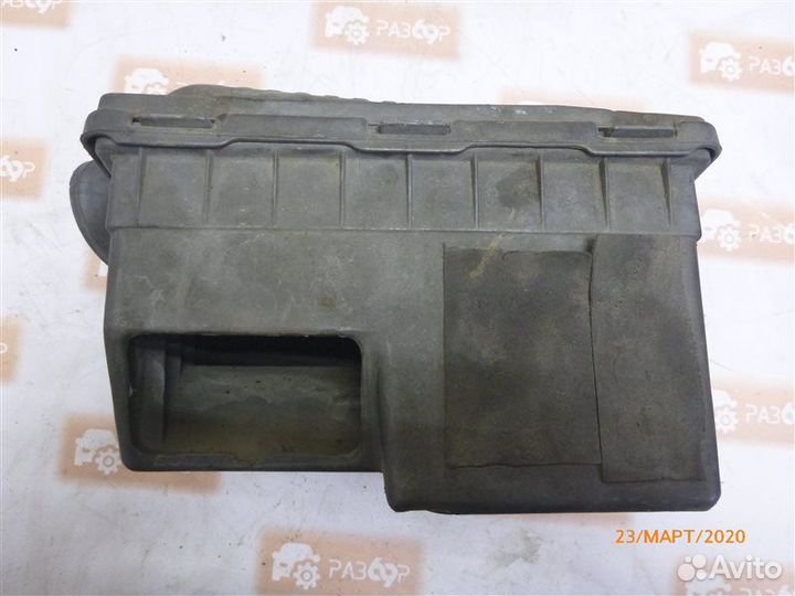 Корпус воздушного фильтра Plymouth Breeze седан