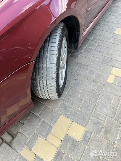 Kumho 846 215/60 R16